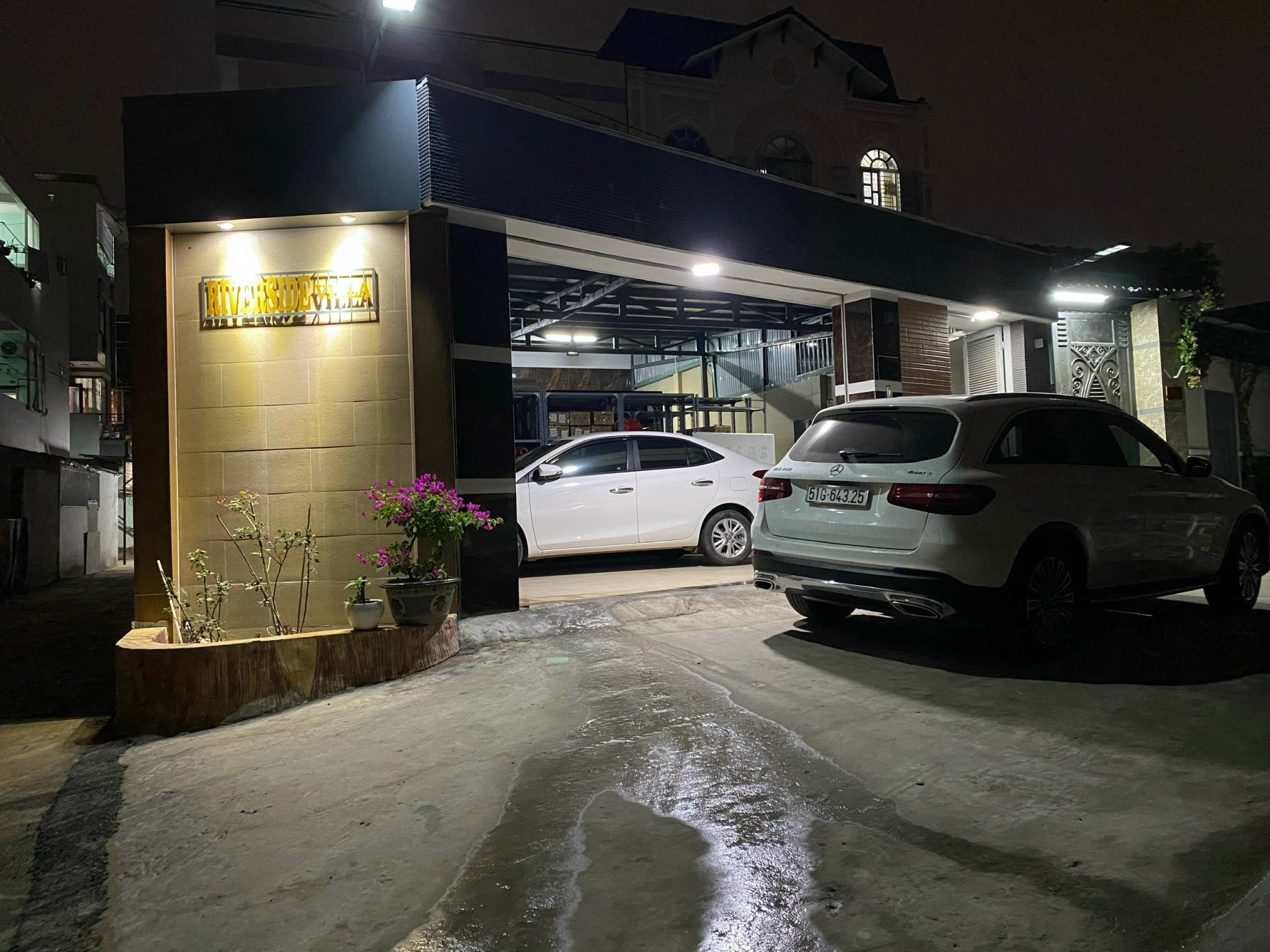 Co-living: Biệt thự bên sông 42/11A